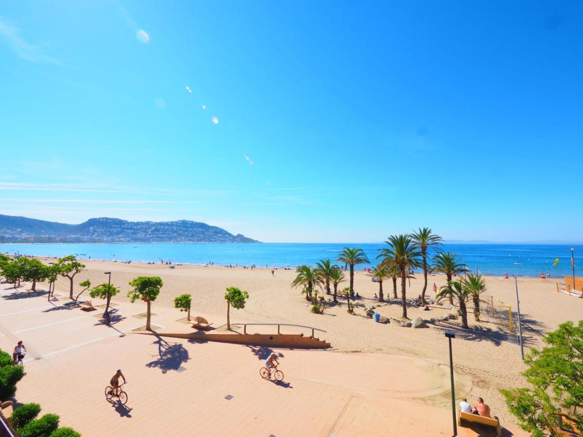 Apartment Platja De Roses-8 By Interhome Esterno foto